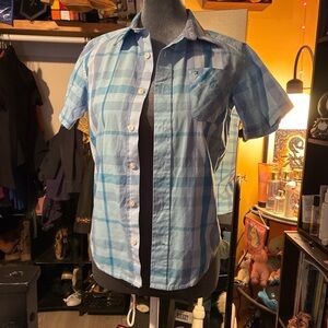 Tommy Hilfiger Light Blue Plaid Short-Sleeve Button-Down Shirt
